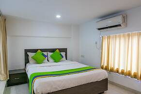 Treebo The Blue Roof