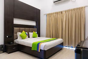 Treebo The Blue Roof