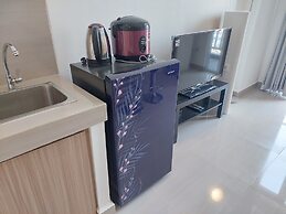 Spacious And Elegant Studio Loft Kingland Avenue Apartment