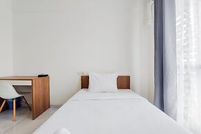 Modern And Nice Studio At Sky House Alam Sutera Apartment