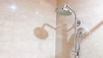 Warm And Best Studio At Menteng Park Apartment