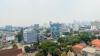 Warm And Best Studio At Menteng Park Apartment