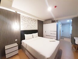 Modern Classic Studio At Mataram City Apartment