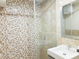 Modern Classic Studio At Mataram City Apartment