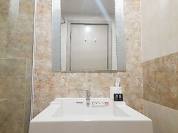 Modern Classic Studio At Mataram City Apartment