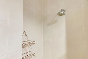 Great Location And Comfy 1Br Apartment At Capitol Park Residence