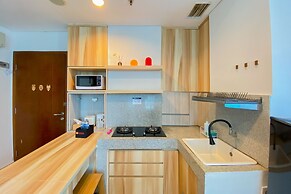 Great Location And Comfy 1Br Apartment At Capitol Park Residence