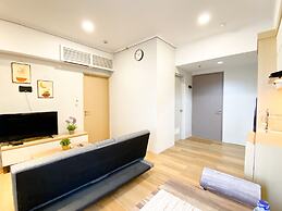 Spacious And Combined 1Br Vasanta Innopark Apartment