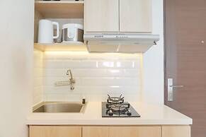 Homey And Comfort 2Br Sunter Park View Apartment