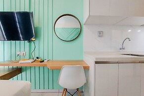 Modern Look Studio At Sky House Alam Sutera Apartment