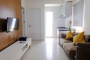 Modern Look 2Br At Apartment Parahyangan Residence