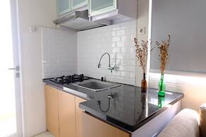 Modern Look 2Br At Apartment Parahyangan Residence