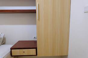 Homey And Modern Designed 2Br Apartment Parahyangan Residence