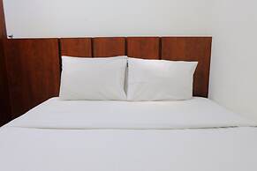 Homey And Modern Designed 2Br Apartment Parahyangan Residence