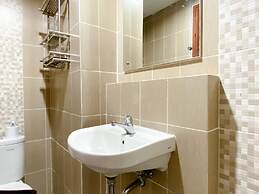 Nice And Comfy Studio At Enviro Apartment