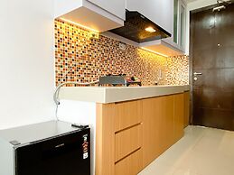Nice And Comfy Studio At Enviro Apartment