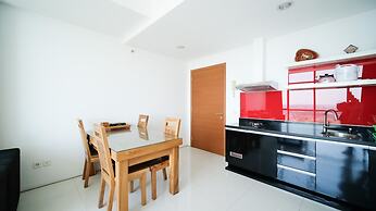 Homey 1Br With Extra Room Apartment At Aryaduta Residence Surabaya