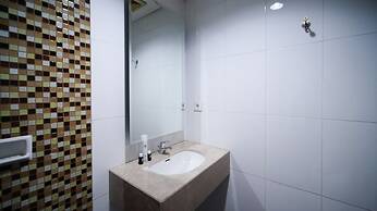 Homey 1Br With Extra Room Apartment At Aryaduta Residence Surabaya