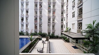 Compact And Cozy Stay Studio At Bale Hinggil Apartment