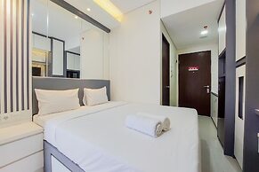 Homey And Nice Studio At Transpark Bintaro Apartment