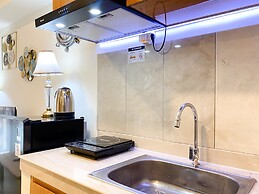 Homey And Modern 2Br At 6Th Floor Meikarta Apartment