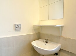 Homey And Modern 2Br At 6Th Floor Meikarta Apartment