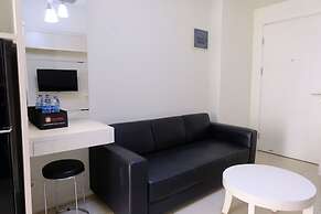 Stylish Modern 2Br Apartment At Parahyangan Residence