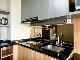 Big Studio At Apartment Mustika Golf Residence