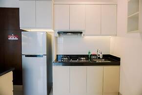 Spacious And Warm 2Br At Ciputra World 2 Apartment