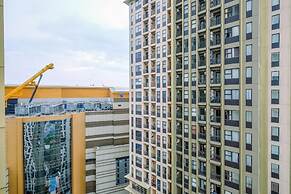 Modern Look And Comfy 2Br Transpark Cibubur Apartment