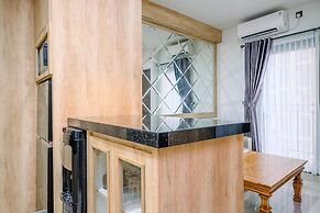 Modern Look And Comfy 2Br Transpark Cibubur Apartment