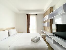 Homey And Compact Studio At Azalea Suites Apartment