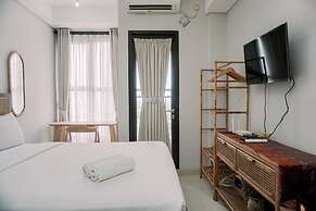 Homey And Enjoy Living Studio Transpark Bintaro Apartment