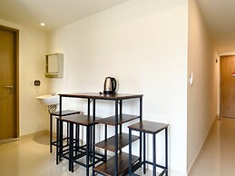 Well Designed And Cozy 2Br Meikarta Apartment