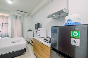 Comfy And Modern Studio Transpark Cibubur Apartment
