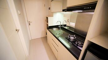Warm Designed Studio At Orchard Supermall Mansion Apartment