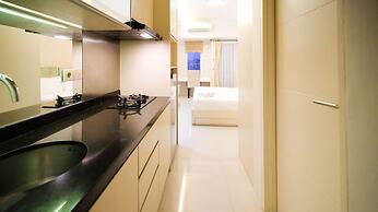Warm Designed Studio At Orchard Supermall Mansion Apartment