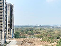 Spacious And Homey 2Br At Meikarta Apartment