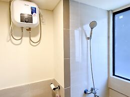 Spacious And Homey 2Br At Meikarta Apartment