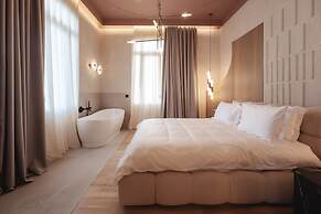 Zenith Premium Suites