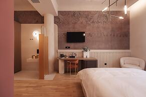 Zenith Premium Suites