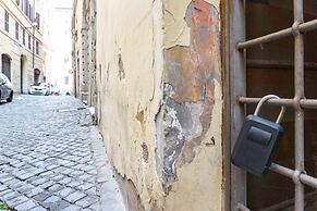 Piazza Navona Charming Apartment