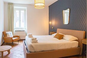 Piazza Navona Charming Apartment