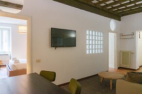 Piazza Navona Charming Apartment