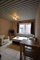 Room in Studio - Condo Gardens Leuven - Budget Studio Single