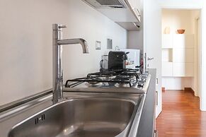 Colosseum Cosy Apartment Close To Metro