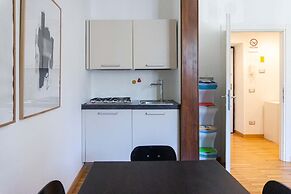 Colosseum Cosy Apartment Close To Metro