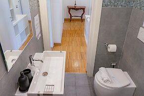 Colosseum Cosy Apartment Close To Metro