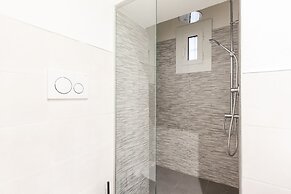 Moscova Modern Apartment