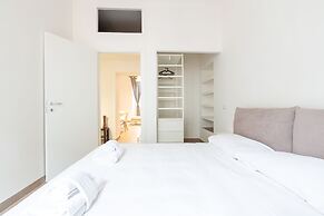 Moscova Modern Apartment